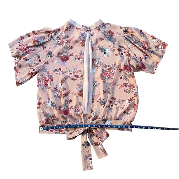 Gimmicks by BKE Buckle Ruffle Open Tie Back Boho Floral Top - Large - Picture 14 of 16